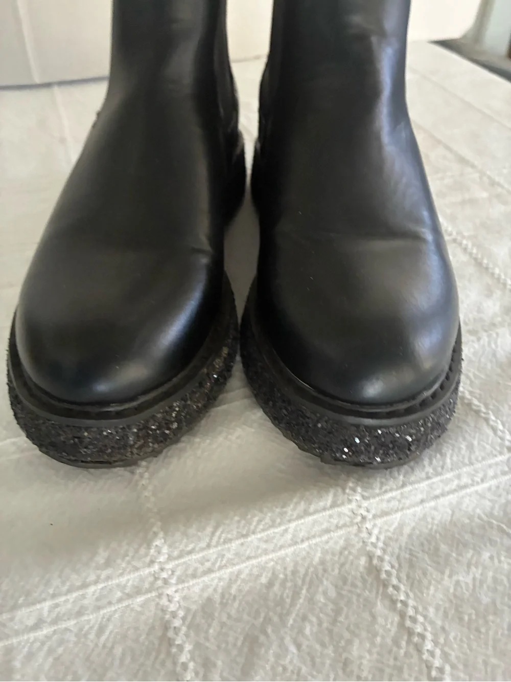 Steve Madden Kids' JHarper Glitter black platform Combat Boot Size 4